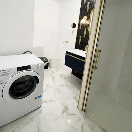 La La Land - Thème Cinéma 5 Min Futuroscope Appartement