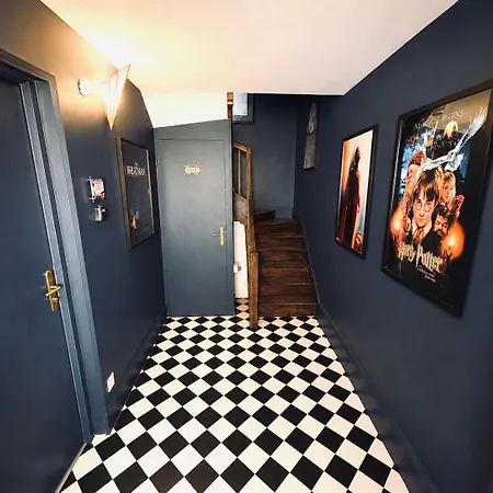 Apartment La La Land - Theme Cinema 5 Min Futuroscope